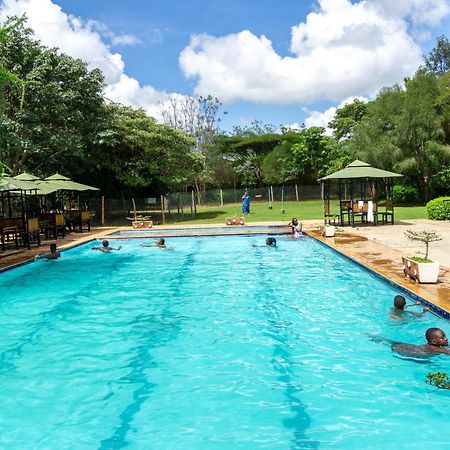 Отель Lukenya Getaway Athi River Экстерьер фото