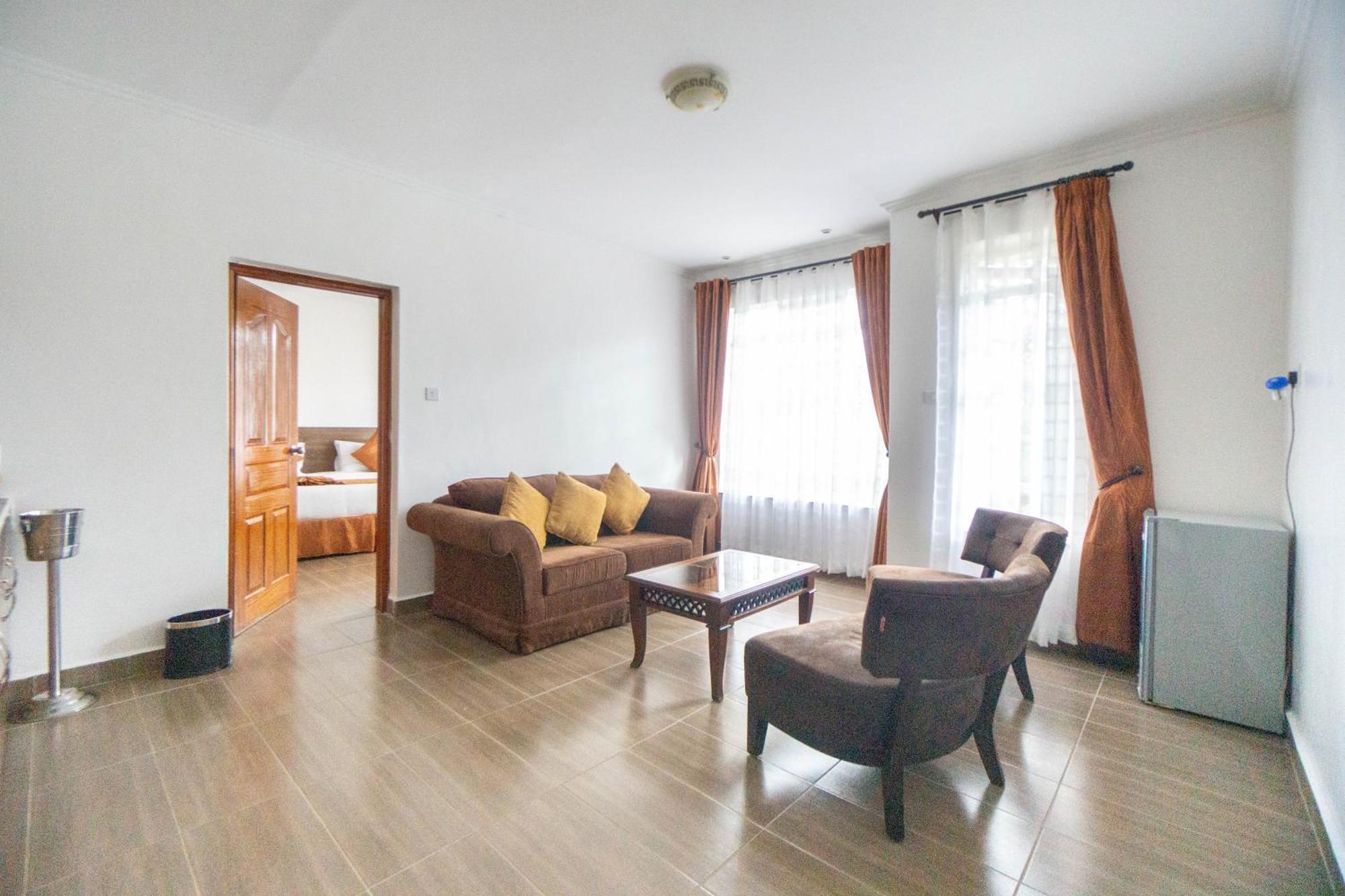 Отель Lukenya Getaway Athi River Экстерьер фото