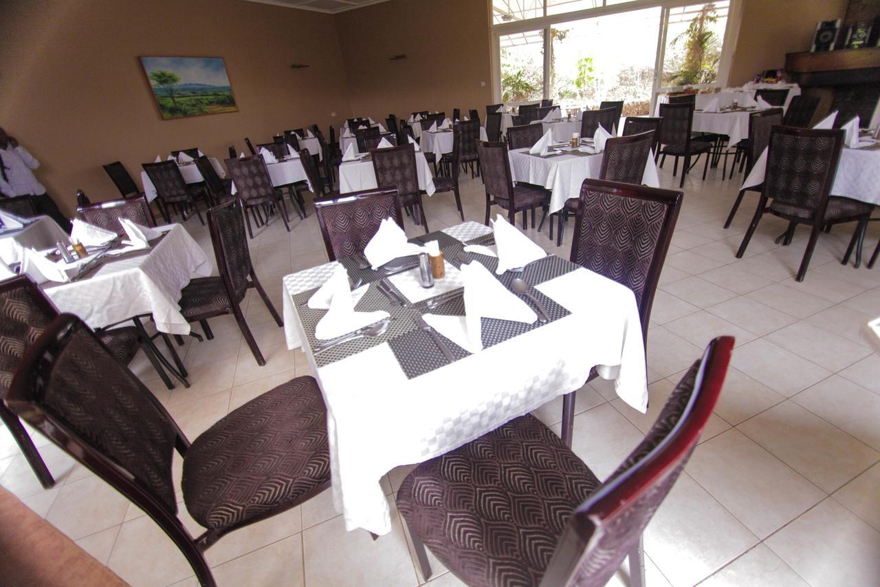Отель Lukenya Getaway Athi River Экстерьер фото