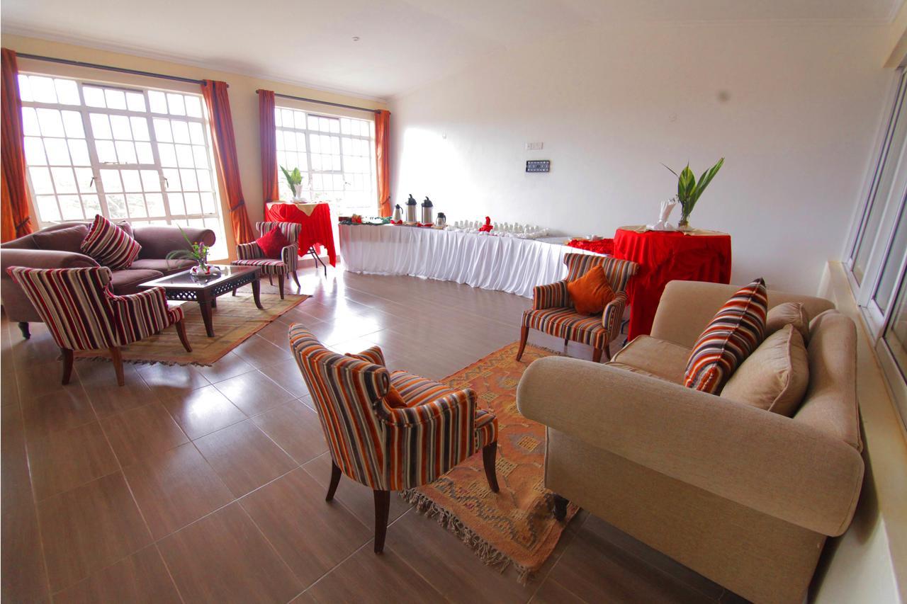 Отель Lukenya Getaway Athi River Экстерьер фото